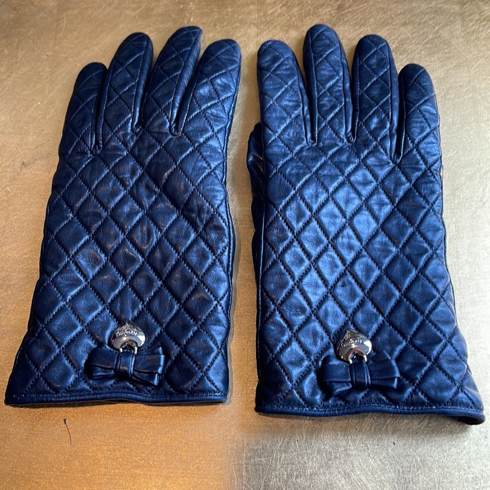 Coach Quilted Leather Heart Charm Merino Wool Lined Gloves